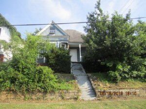 Property Photo: 1728 Forest Ave TN 37916