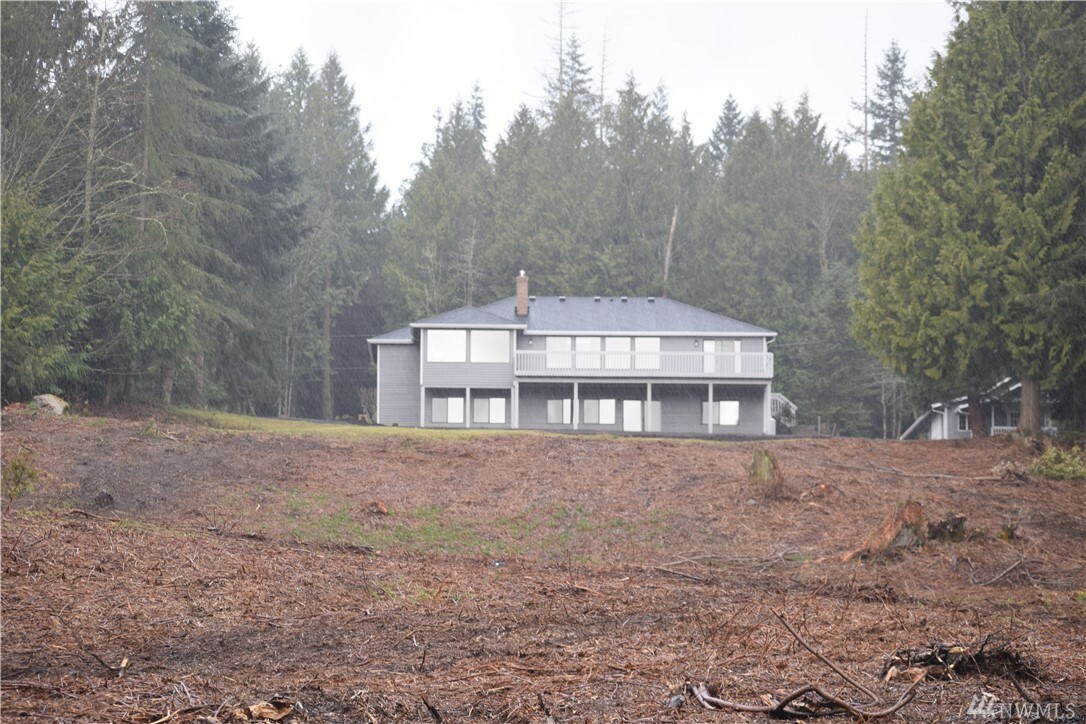 Property Photo:  16202 W Lake Goodwin Rd  WA 98292 