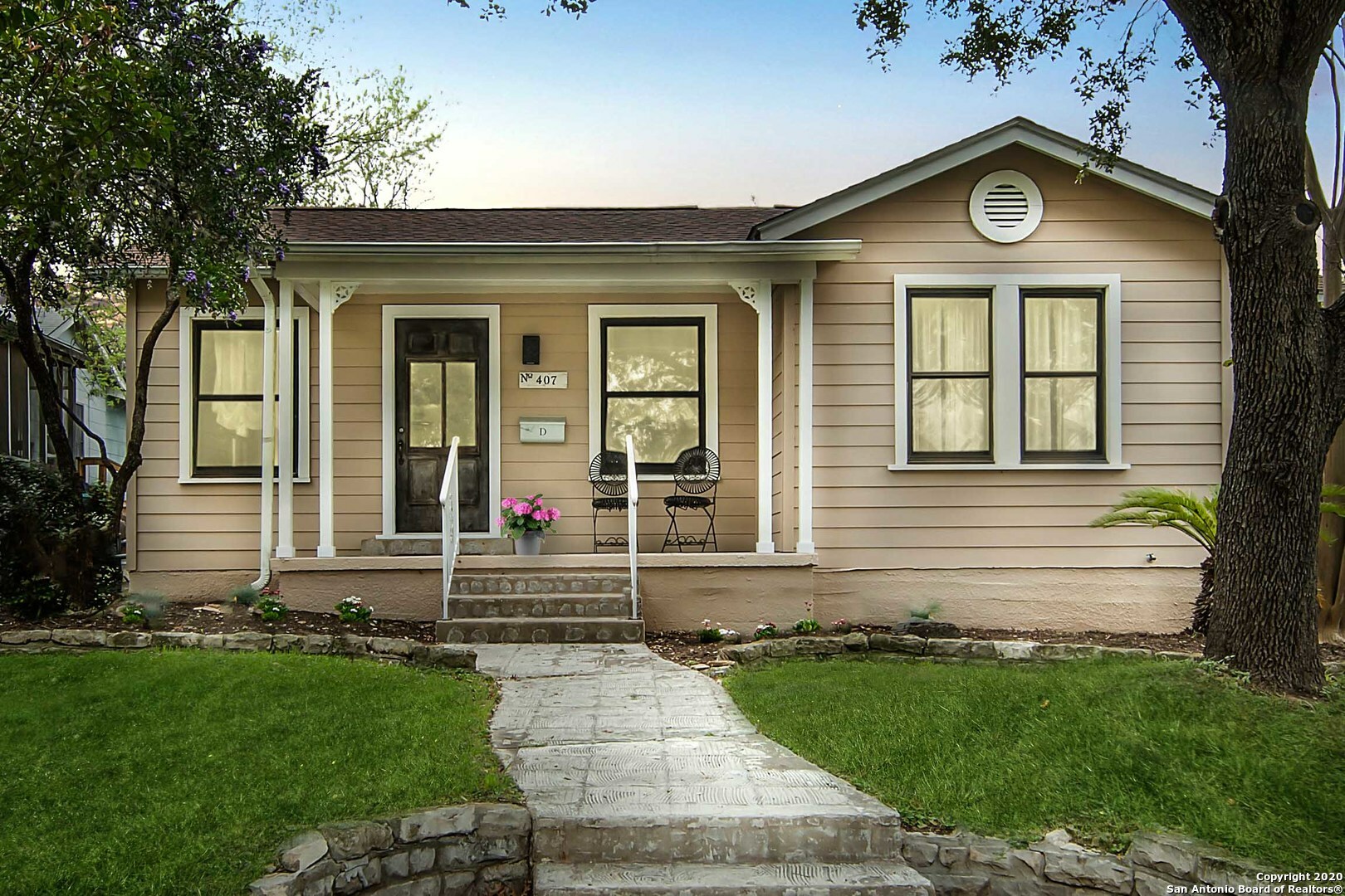 Property Photo:  407 Abiso Ave  TX 78209 