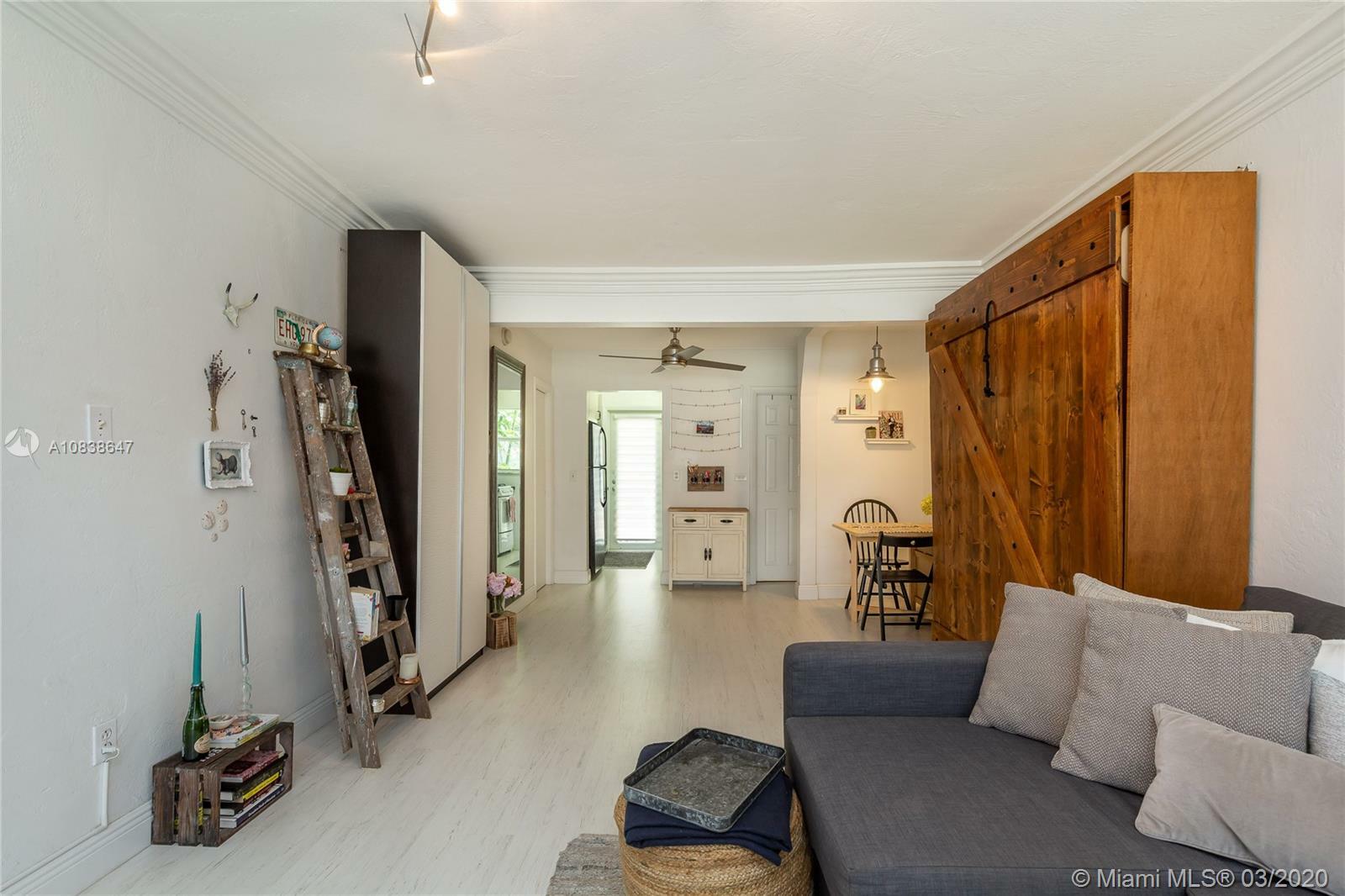 Property Photo: 1228 Pennsylvania Ave 11 FL 33139