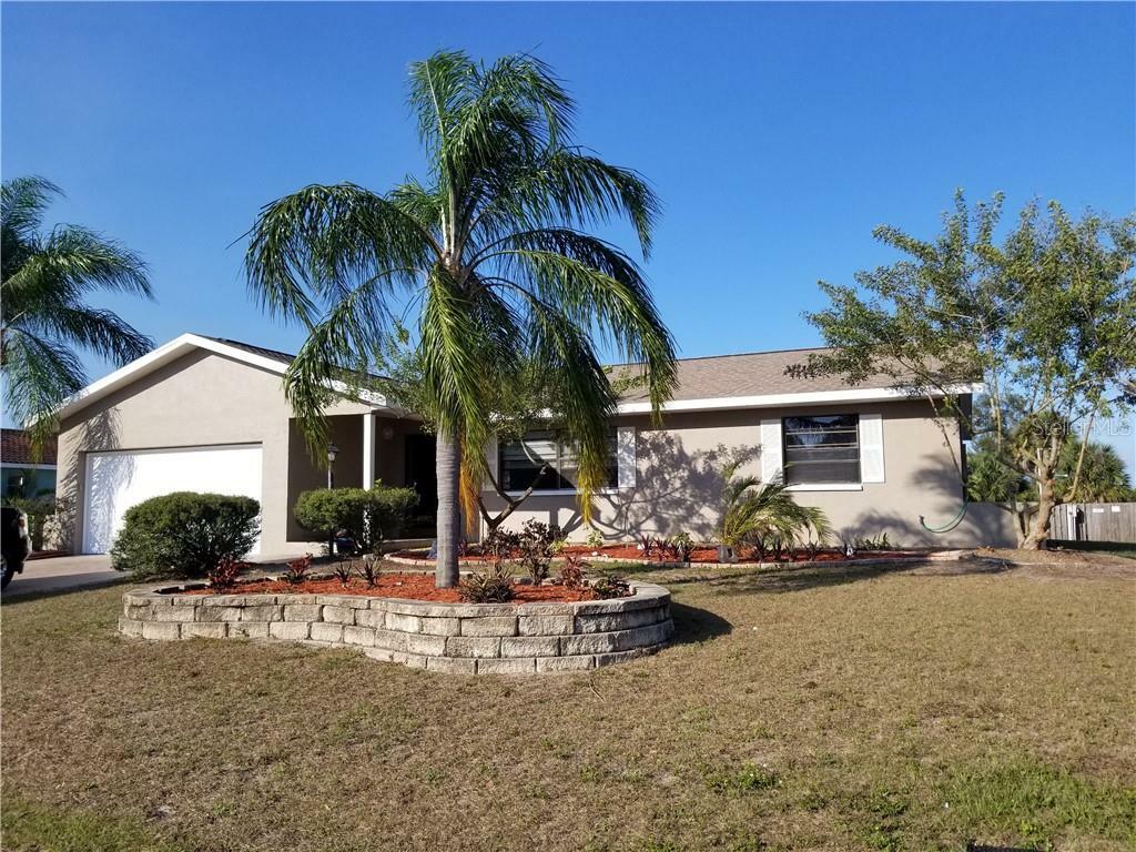 Property Photo:  721 Eagle Lane  FL 33572 