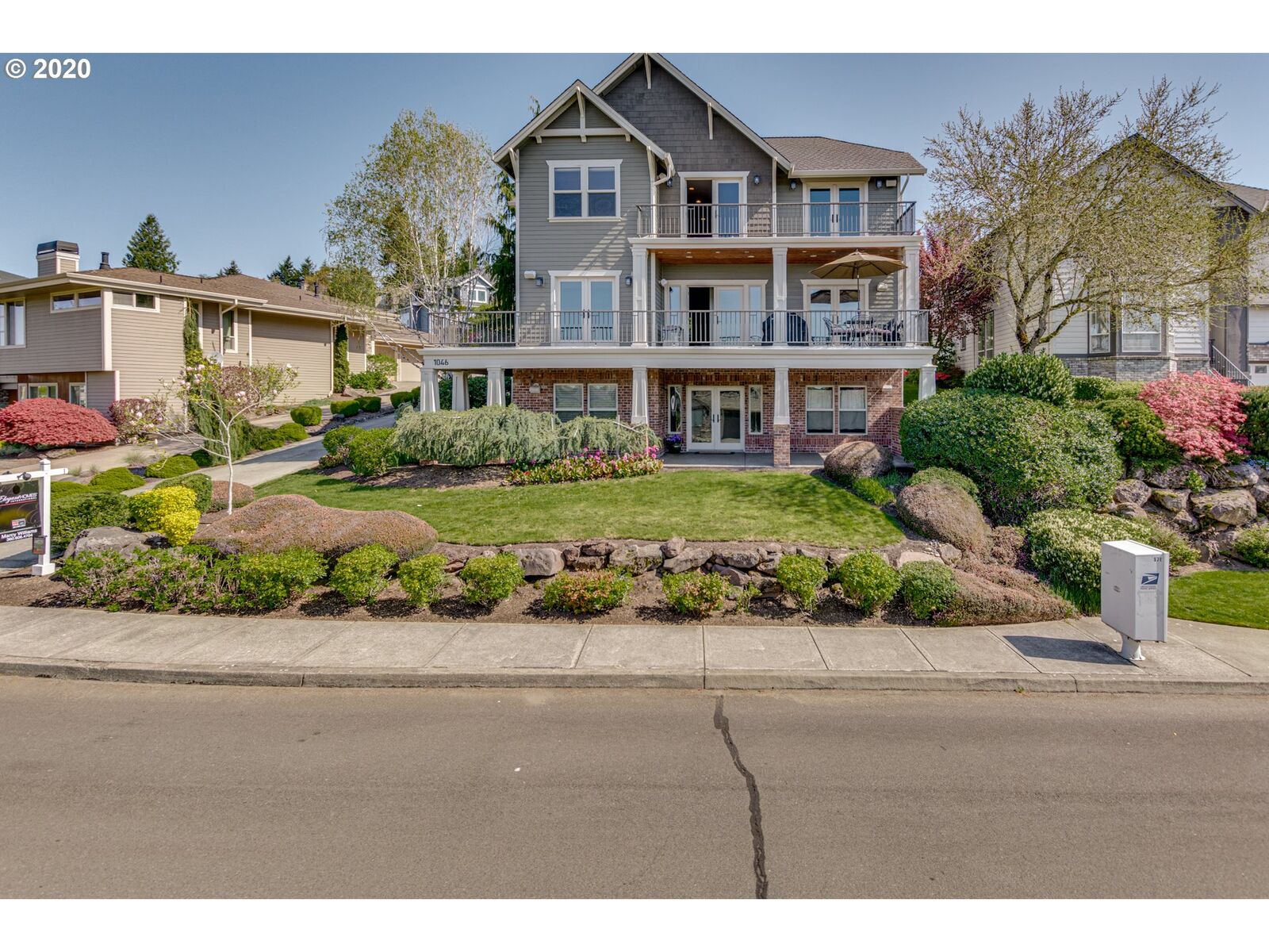 Property Photo: 1046 NW Deerfern Loop WA 98607