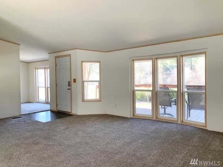 Property Photo: 296 Salmon Creek Rd WA 98840