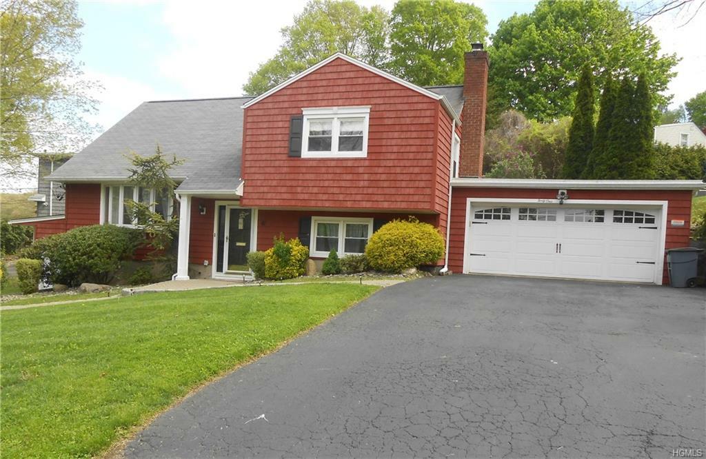 Property Photo:  41 Pamela Lane  NY 10595 