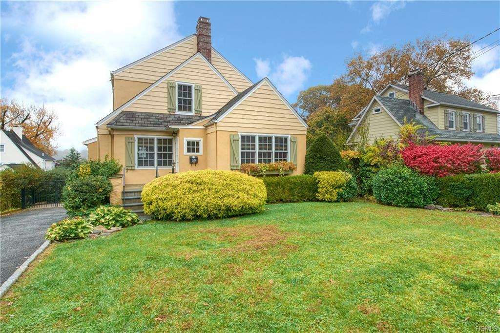 Property Photo: 17 Vassar Place NY 10583