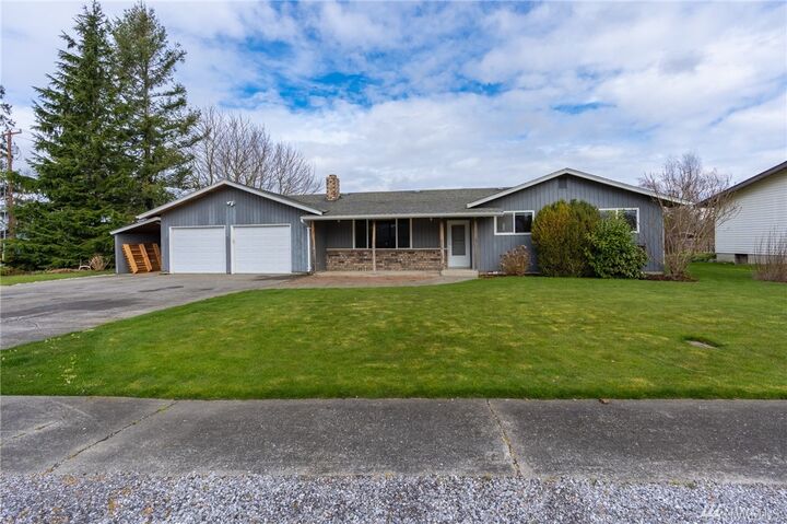 201 E  3rd Street  Everson WA 98247 photo