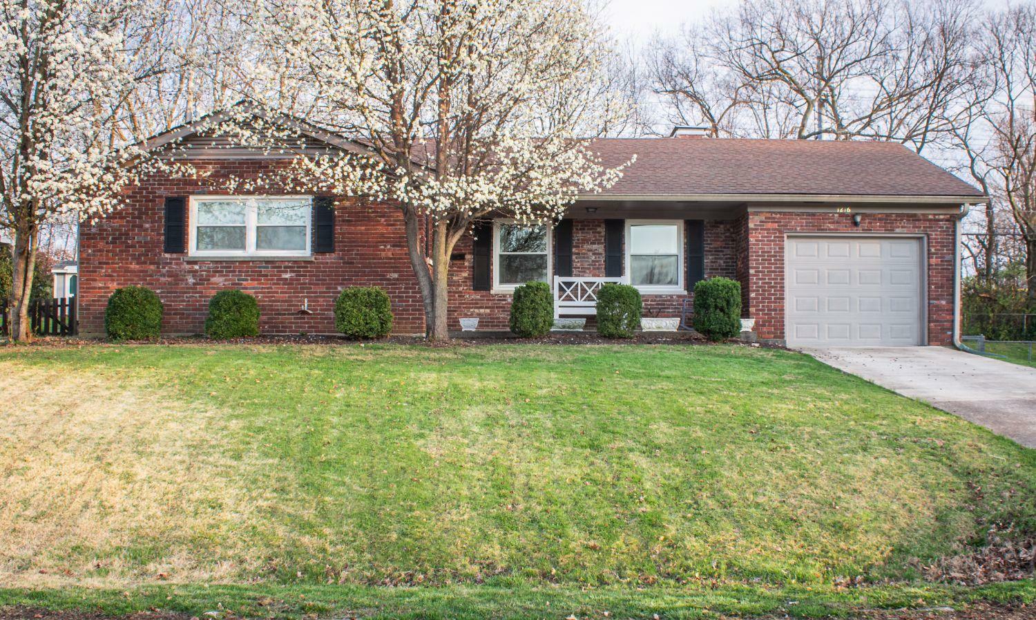 Property Photo:  1216 Chinook Trail  KY 40601 