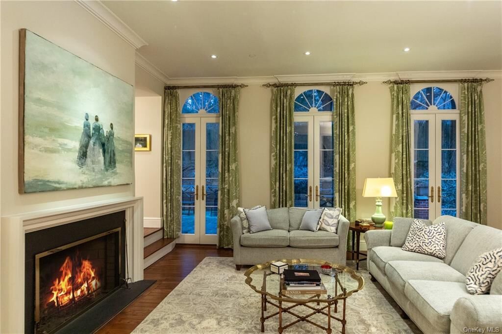 Property Photo: 152 Broadway 2 NY 10522