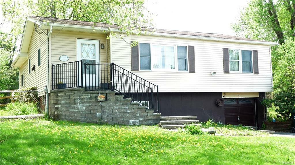 Property Photo:  15 Park Drive  NY 10918 