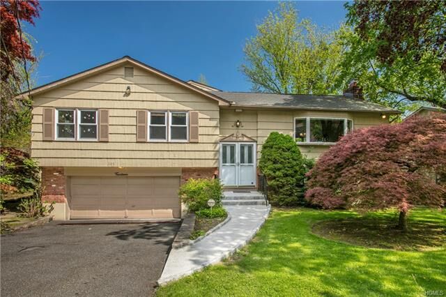 Property Photo:  14 Jason Lane  NY 10543 