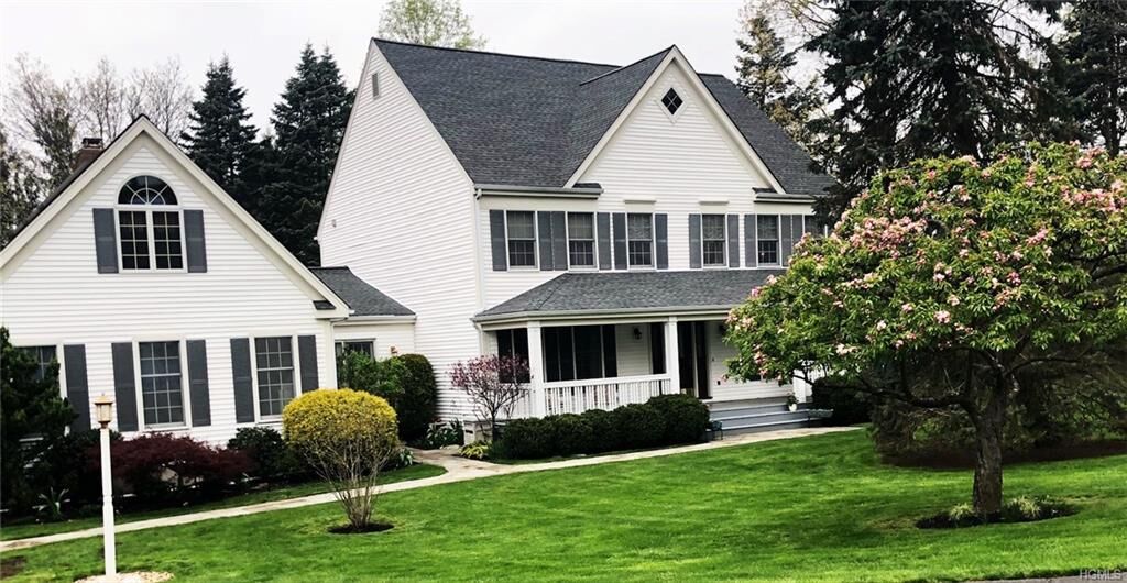 Property Photo:  1387 Carters Grove  NY 10598 