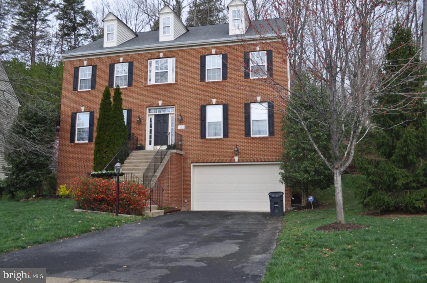 Property Photo: 4190 Talon Drive VA 22025