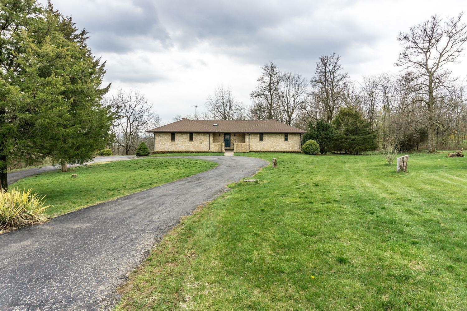 Property Photo: 628 Mears Dr OH 45342