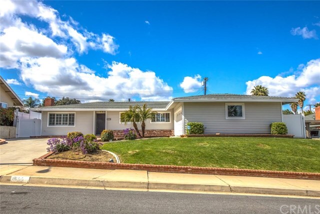 Property Photo: 606 Iris Street CA 92373