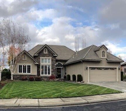 247 Pine Lake Drive  Eagle Point OR 97524 photo