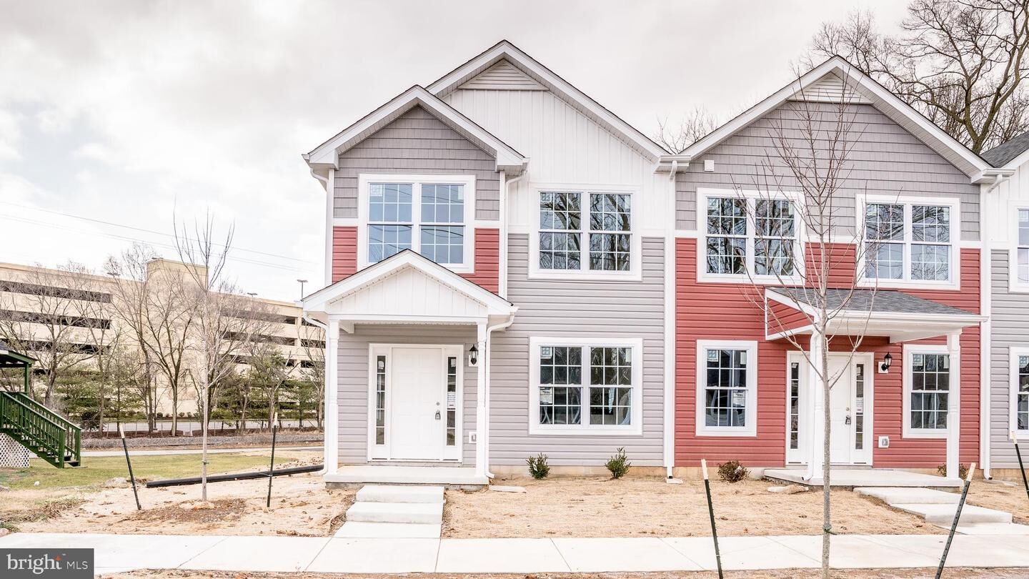 Property Photo:  322 E Third Avenue  WV 25438 
