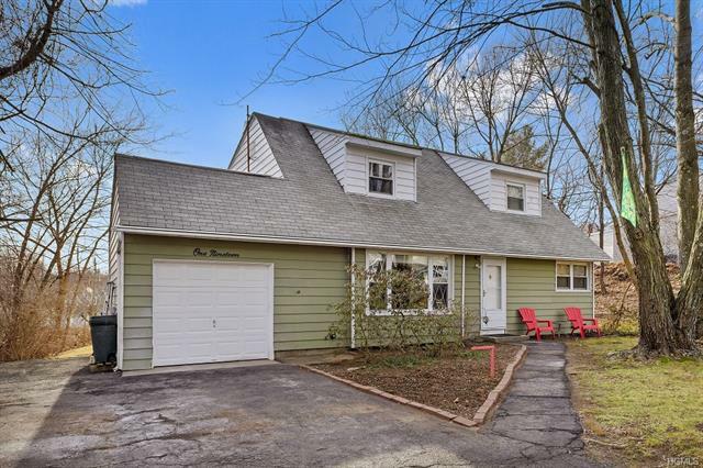 Property Photo:  119 Rita Drive  NY 10567 