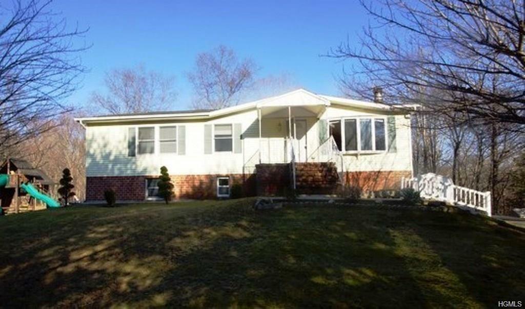 Property Photo:  32 Glenna Drive  NY 10512 