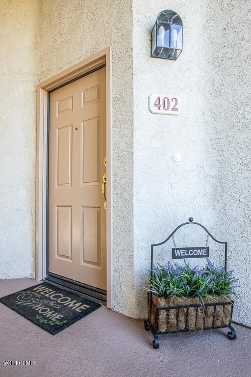 Property Photo:  5744 Oak Bend Lane 402  CA 91377 