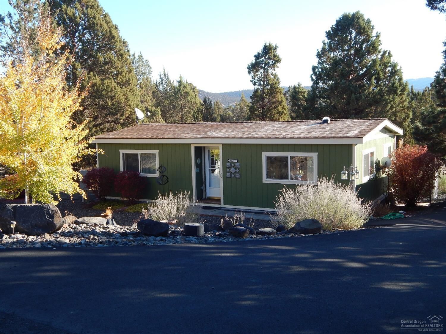 Property Photo: 15144 SE Easy Street OR 97754