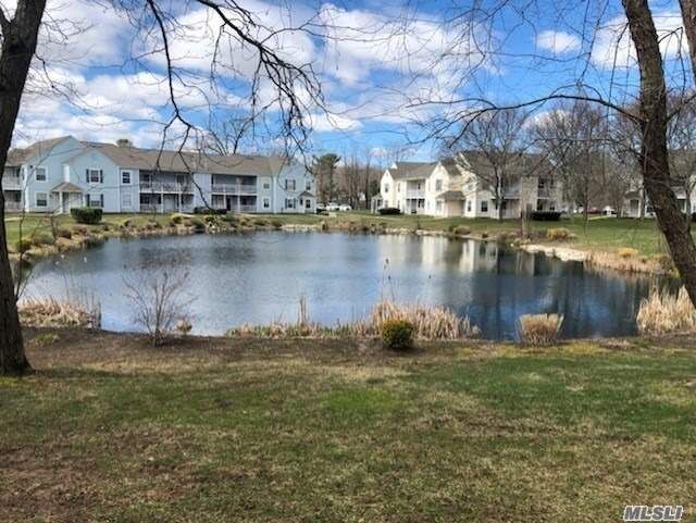 Property Photo:  99 Fairview Circle  NY 11953 