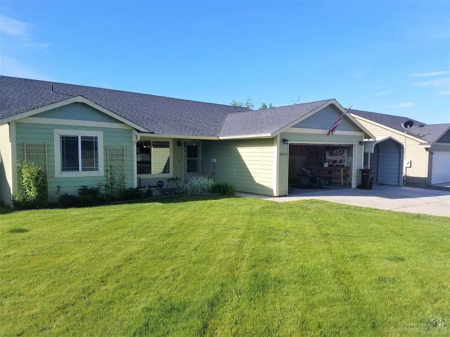Property Photo:  2462 NE Bobbi Place  OR 97754 