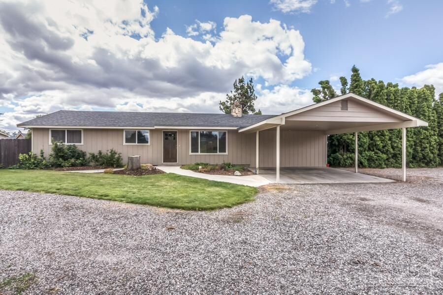 Property Photo:  1890 SW 24th Street  OR 97756 