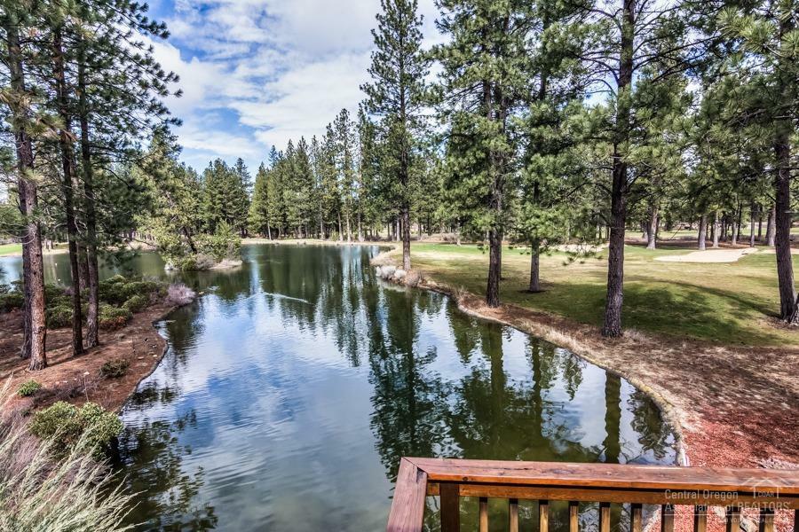 Property Photo:  60583 Seventh Mountain Drive  OR 97702 