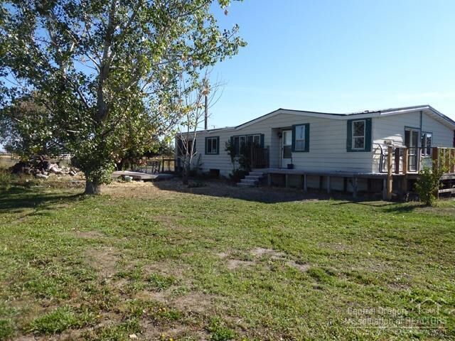 Property Photo: 1051 NW Birch Lane OR 97741