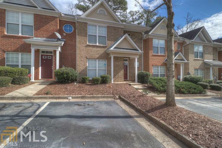 Property Photo:  2028 Austin Park Cir  GA 30032 