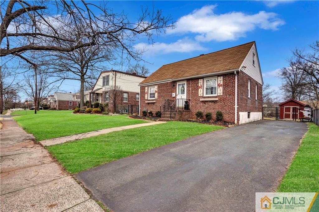 Property Photo:  407 Walnut Street  NJ 08846