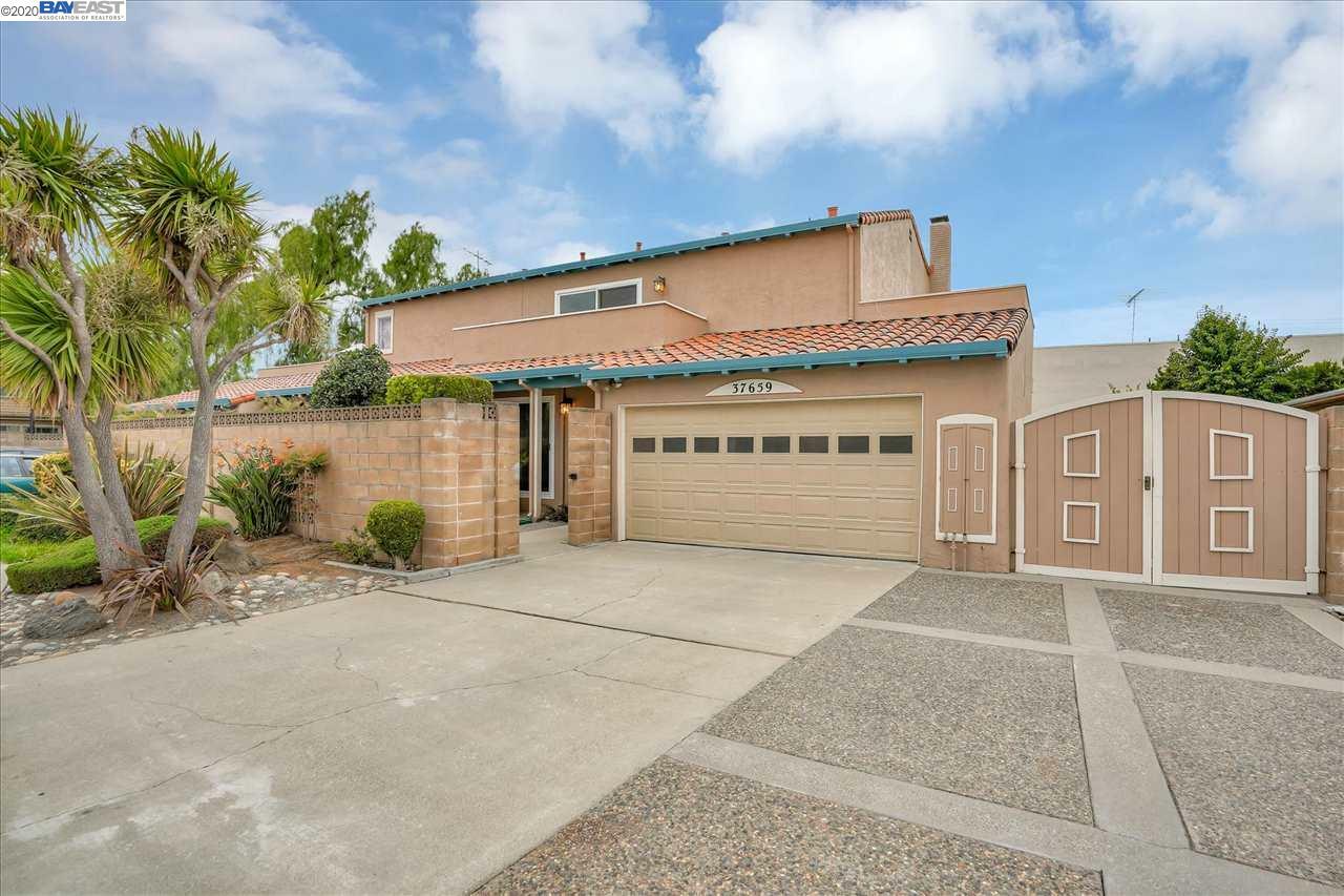 Property Photo:  37659 Los Arboles Dr  CA 94536 