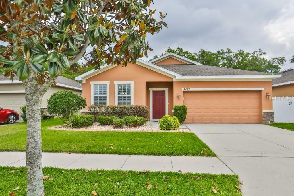 Property Photo:  8430 Tidal Breeze Drive  FL 33569 