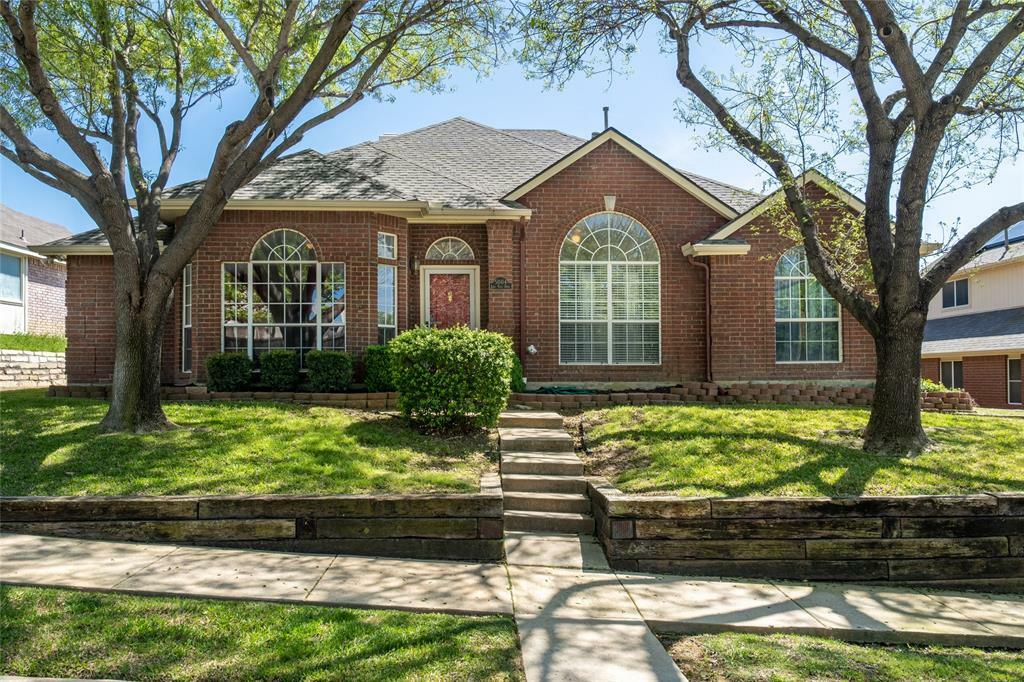 Property Photo:  5004 Lake Vista Drive  TX 75056 