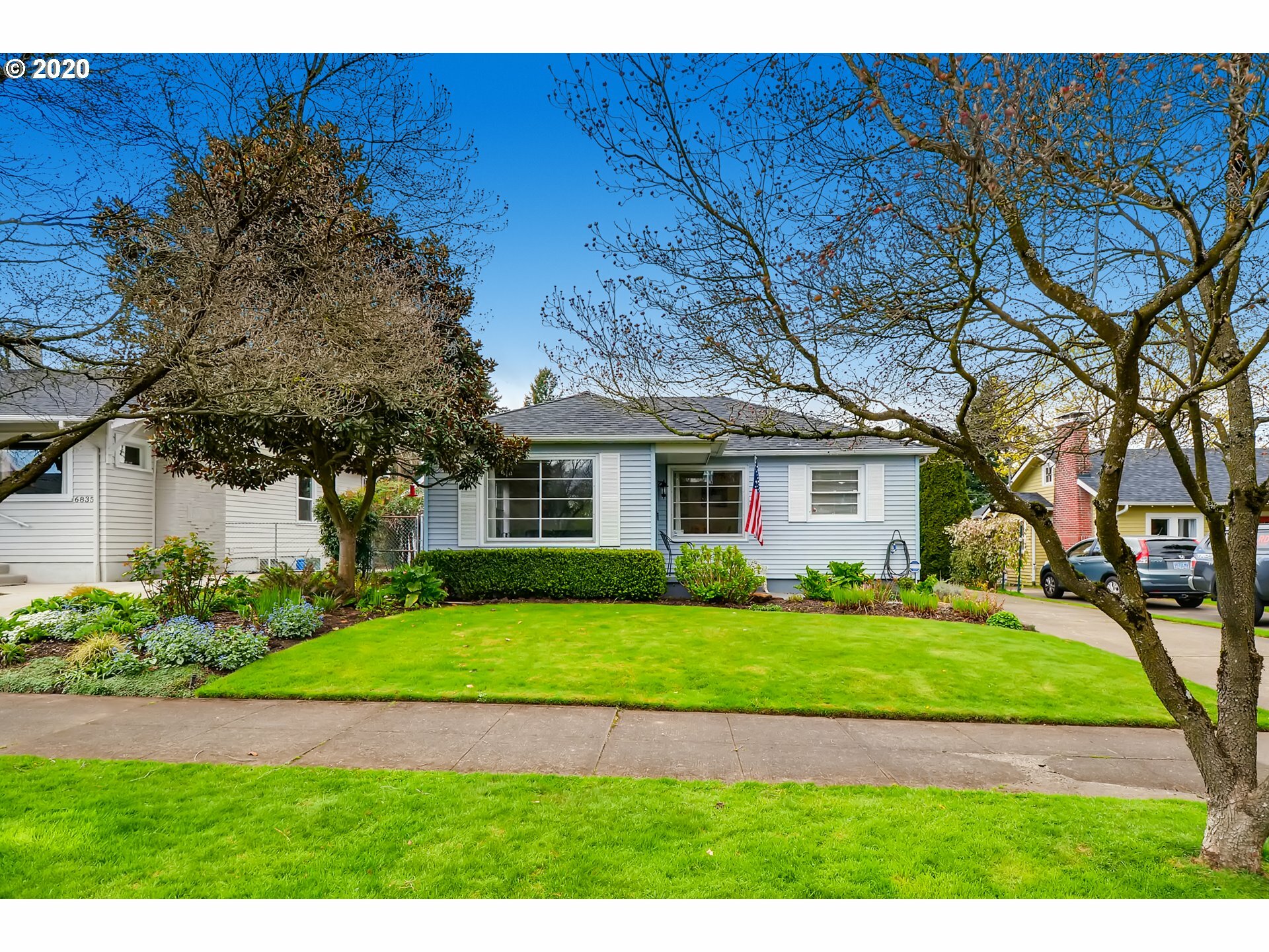Property Photo: 6845 N Concord Ave OR 97217