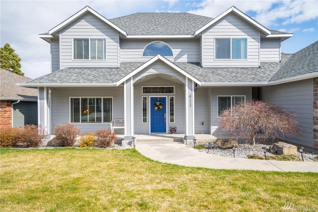 Property Photo:  413 Lars Lane  WA 98801