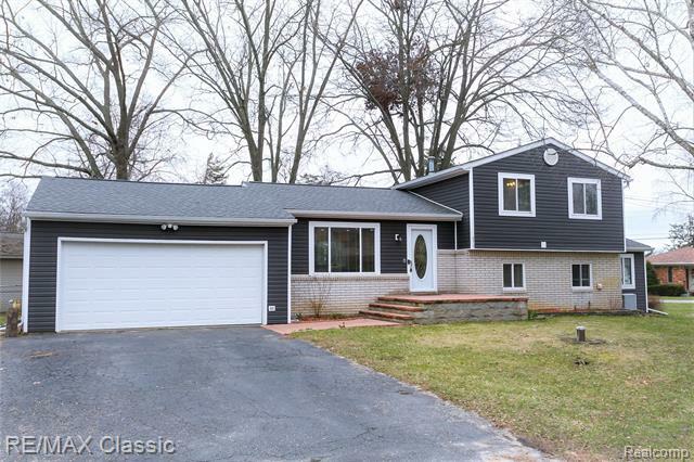 Property Photo: 470 Crystalia Street MI 48382
