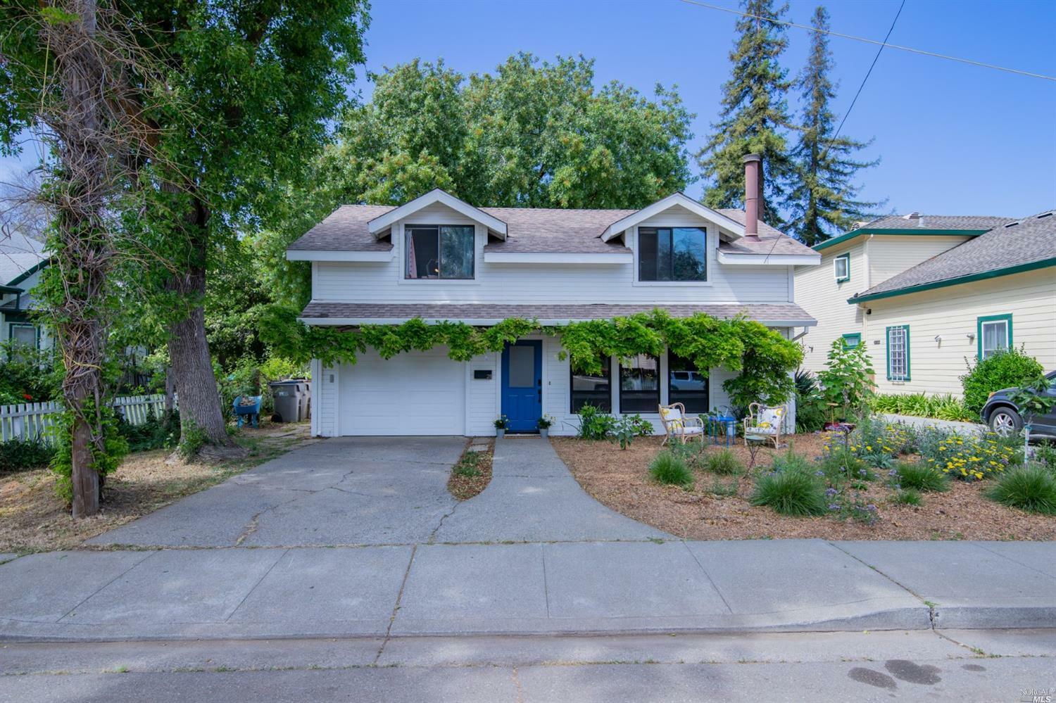 Property Photo:  211 Abbey Street  CA 95694 