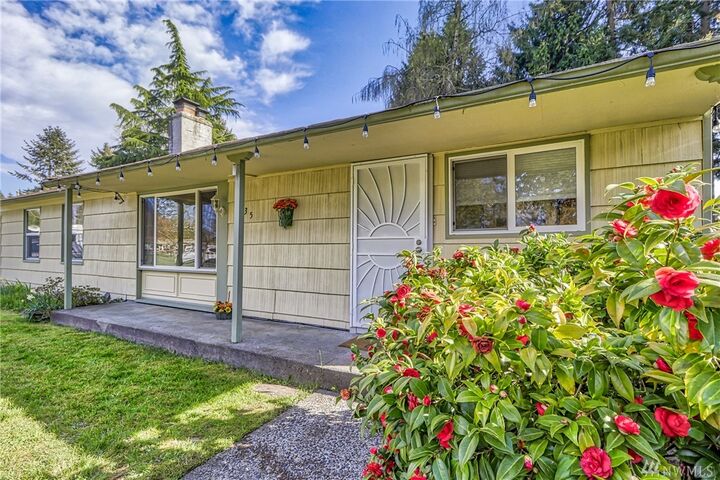 Property Photo:  135  Cherry Lane SE  WA 98501 