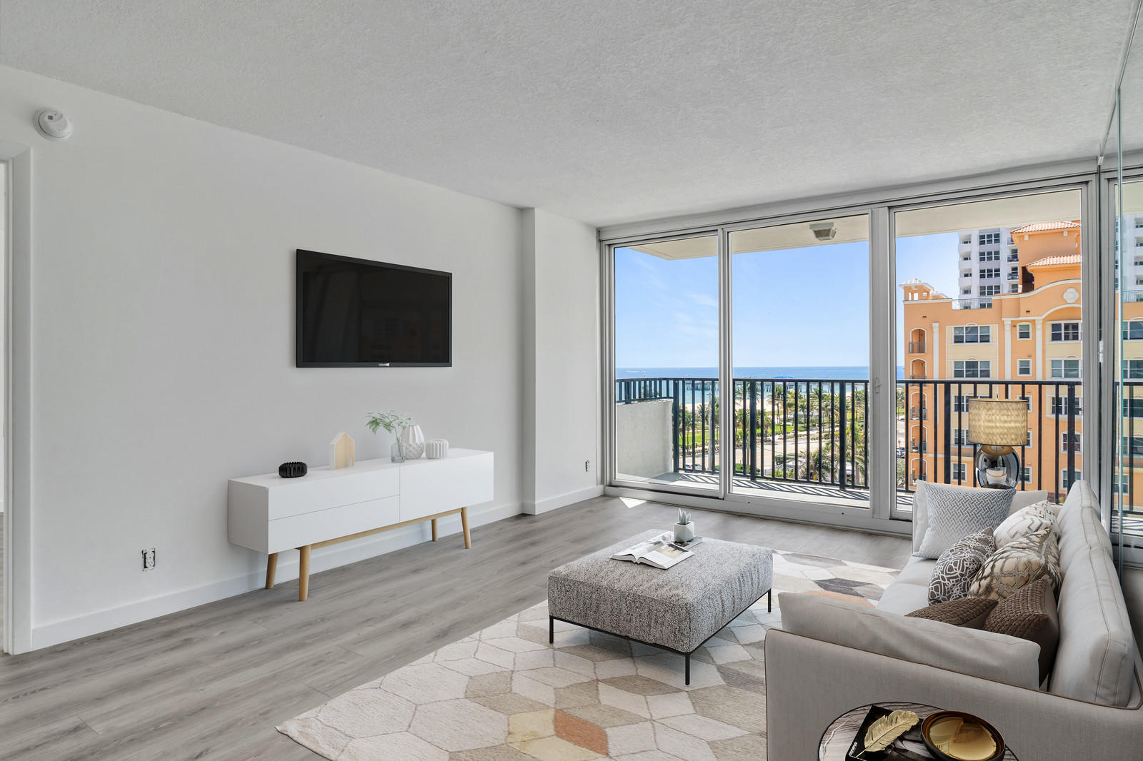 Property Photo:  525 N Ocean Boulevard 819  FL 33062 
