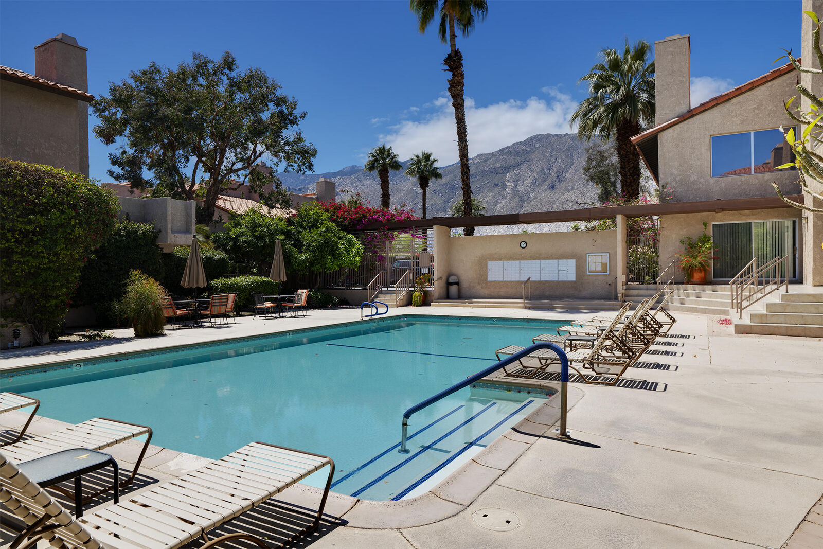 Property Photo:  280 S Avenida Caballeros 119  CA 92262 