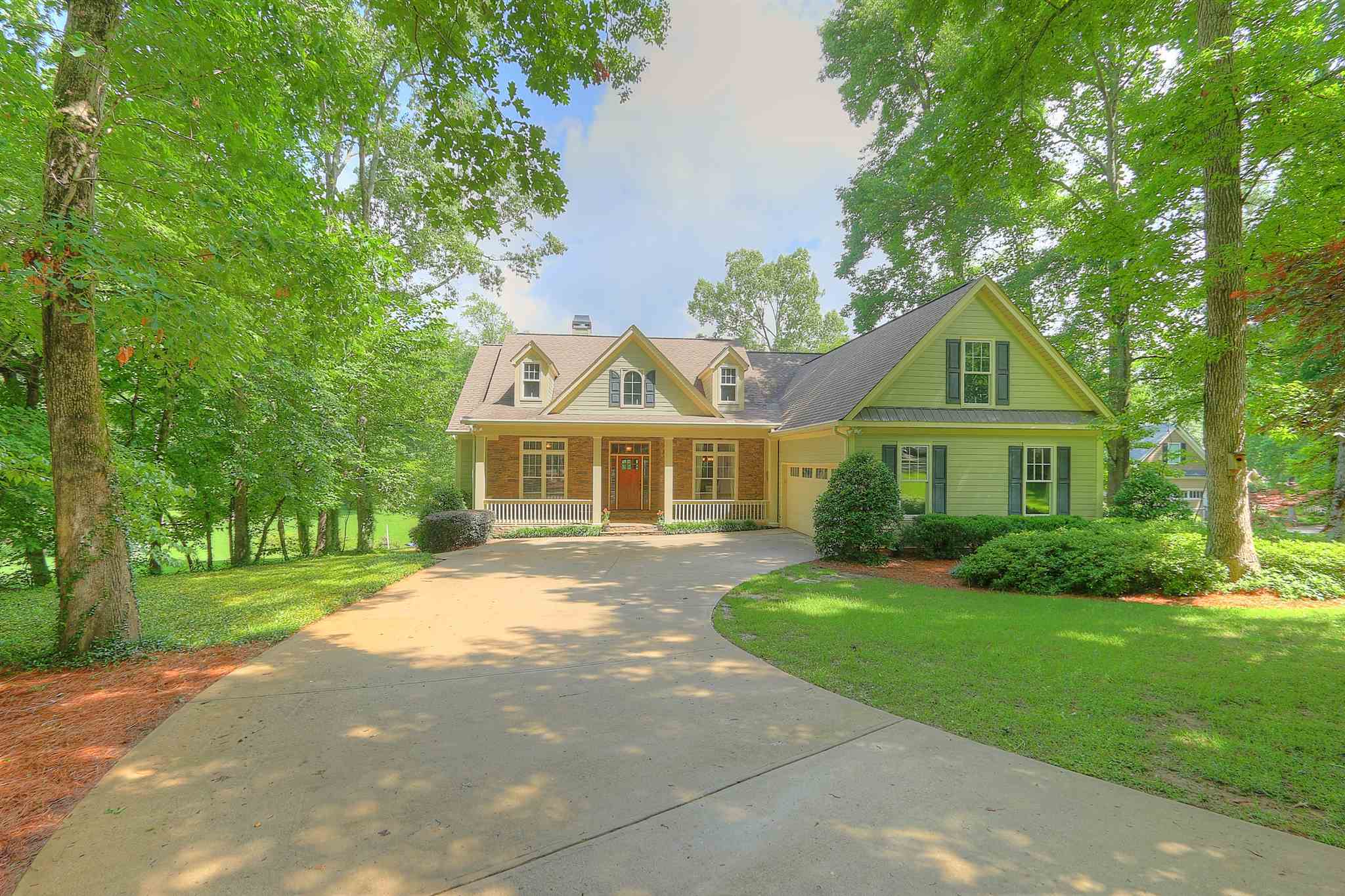 Property Photo:  105 Ardennes  GA 31024 