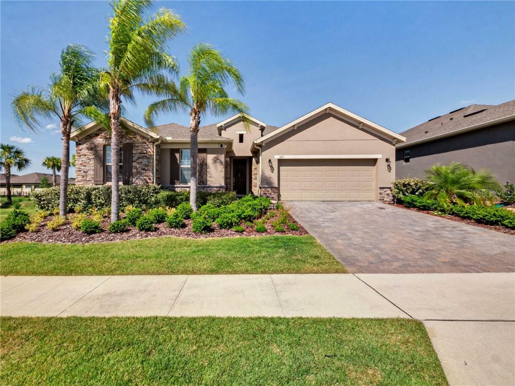Property Photo: 1057 Sadie Ridge Road FL 34715
