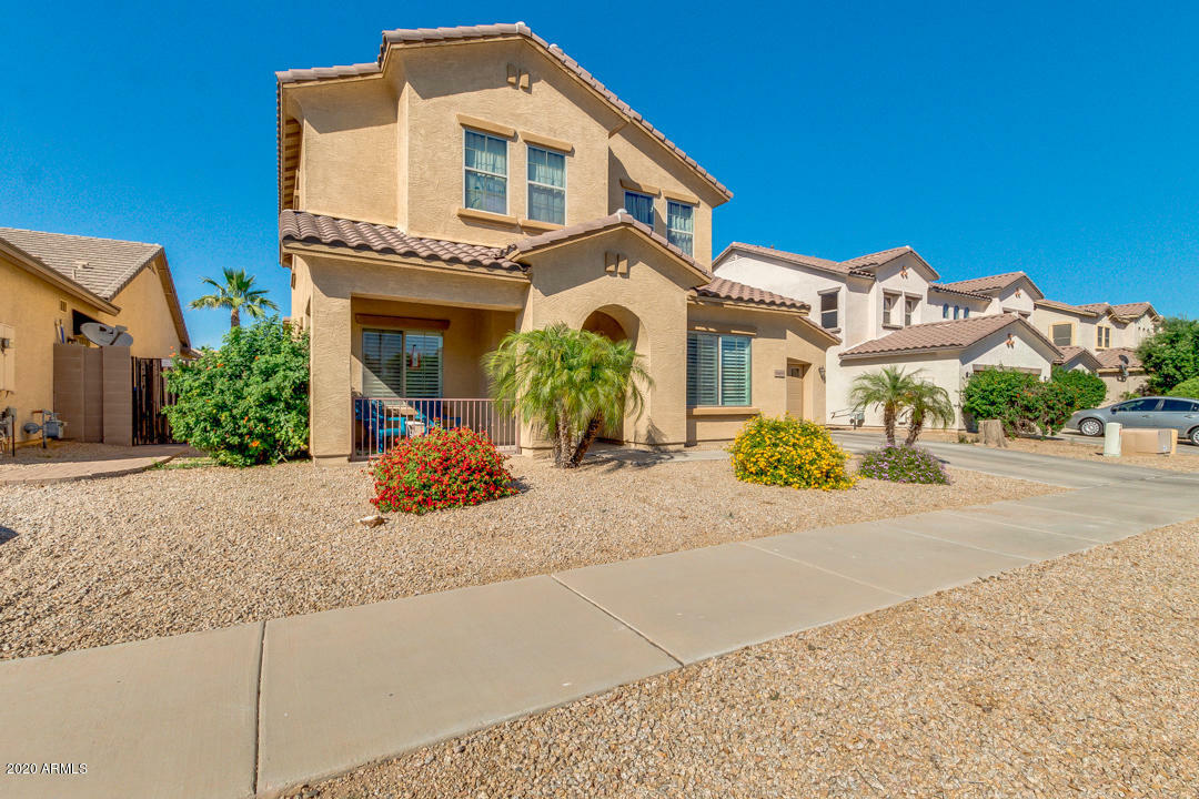 Property Photo:  16466 W Mescal Street  AZ 85388 