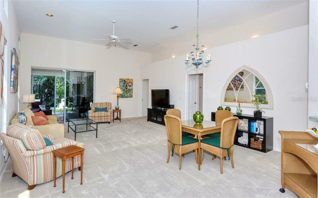 Property Photo: 3954 Alamanda Drive FL 34238