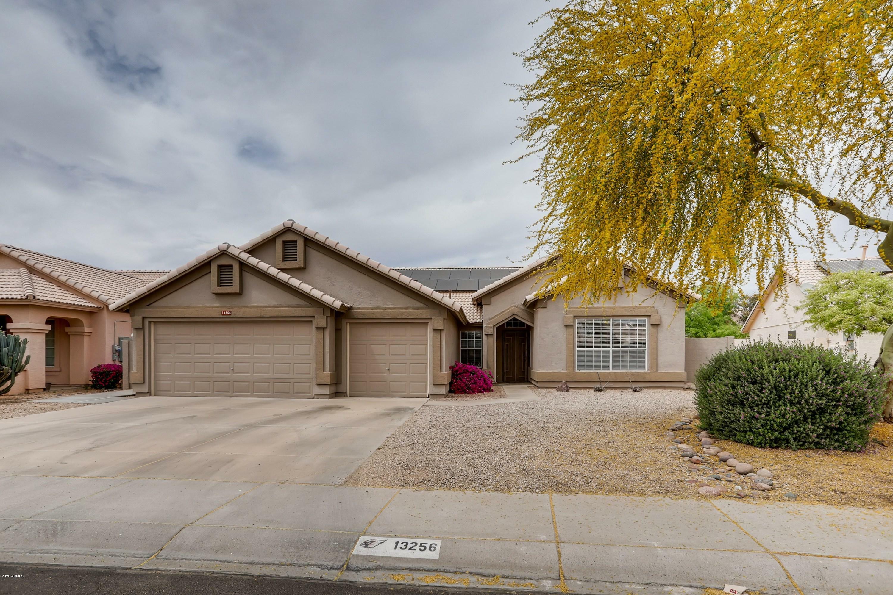 Property Photo:  13256 W Wilshire Drive  AZ 85395 