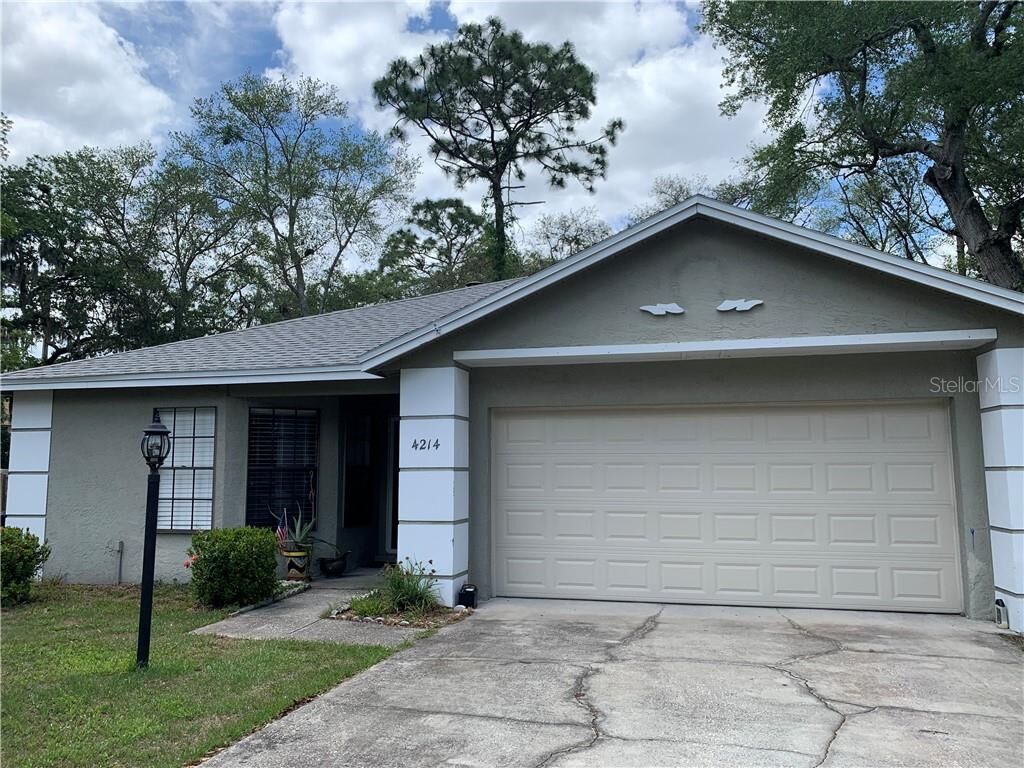 Property Photo: 4214 Cloverleaf Place FL 32707