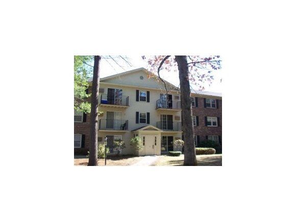 Property Photo: 5-22 Autumn Leaf Dr. 22 NH 03060