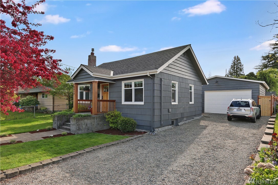 Property Photo:  8419 12th Ave SW  WA 98106 