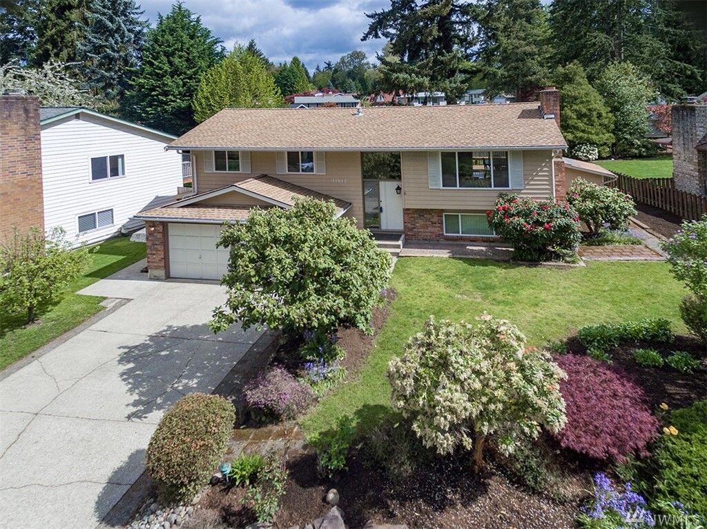 Property Photo:  11812 NE 155th Street  WA 98011 